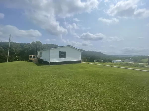 Means, KY 40346,88 Mustang Lane