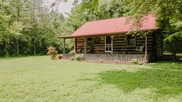 Nancy, KY 42544,4596 Cave Springs Road