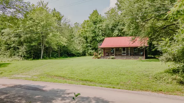 Nancy, KY 42544,4596 Cave Springs Road