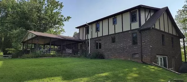 Bronston, KY 42518,600 Tucker Road