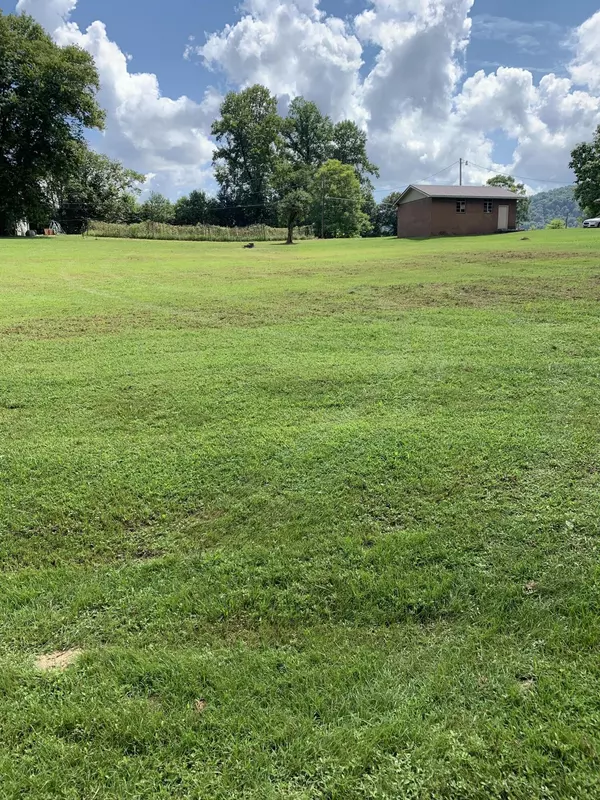 Williamsburg, KY 40769,888 Ellison Bend Road