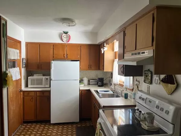 Monticello, KY 42633,384 Mercer Drive