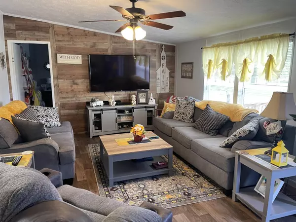 Richmond, KY 40475,188 Charlie Norris Road