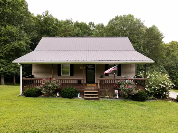 Monticello, KY 42633,235 Golden Pond Road