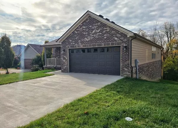 Richmond, KY 40475,4072 Loblolly Lane