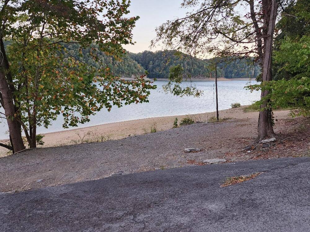Russell Springs, KY 42642,972 State HWY 1611