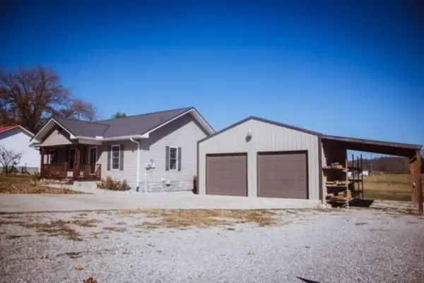 225 Rain Lily Drive, Monticello, KY 42633