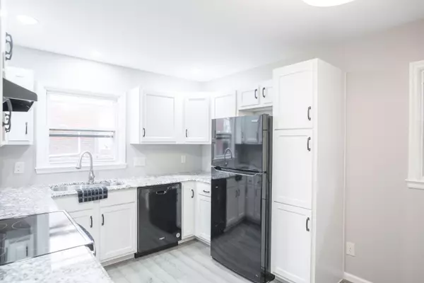 Lexington, KY 40504,1728 Traveller Road