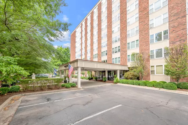 Lexington, KY 40502,101 South Hanover Avenue #1L