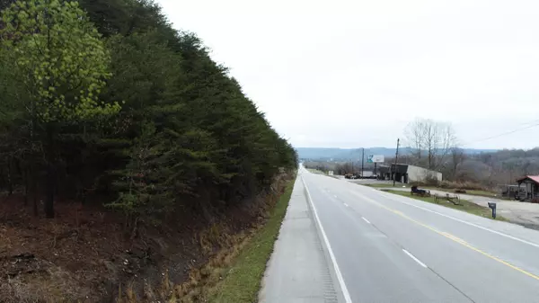 Irvine, KY 40336,9999 Richmond Road