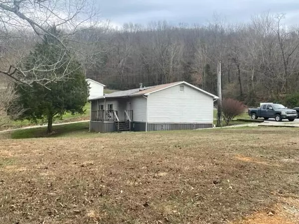 Monticello, KY 42633,433 Clayton Lyons Road