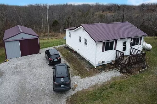 1753 Hammonds Creek Road, Lawrenceburg, KY 40342