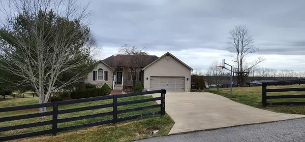 293 Rolling Meadows Drive, Lancaster, KY 40444