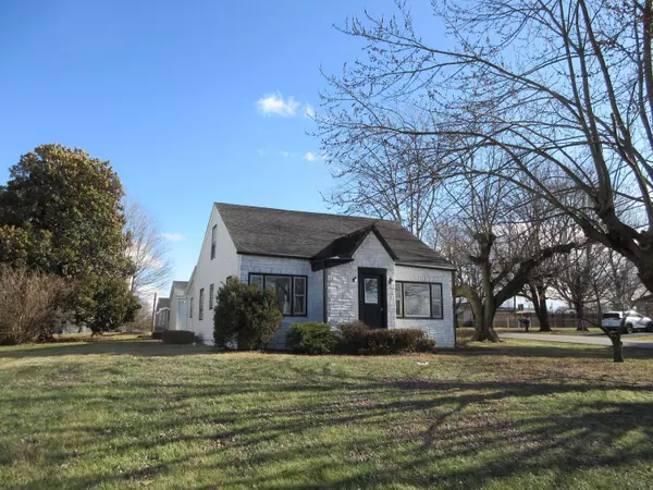 800 Maple Avenue, Danville, KY 40422