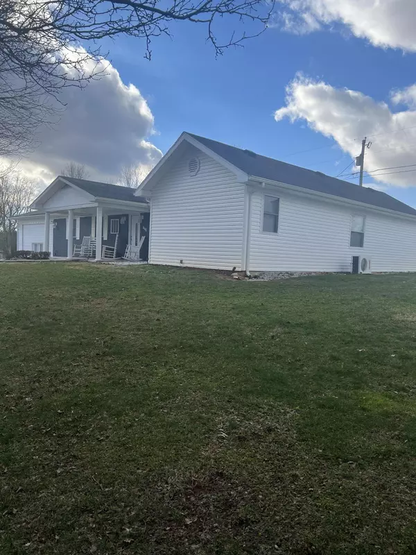 446 East Todd Road, Science Hill, KY 42553