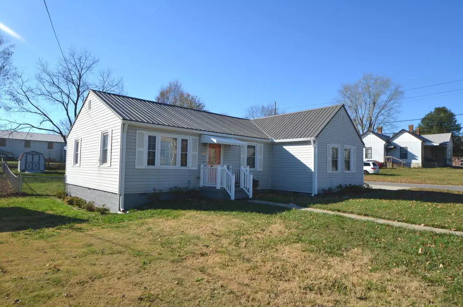 126 West Main Street, Burgin, KY 40310