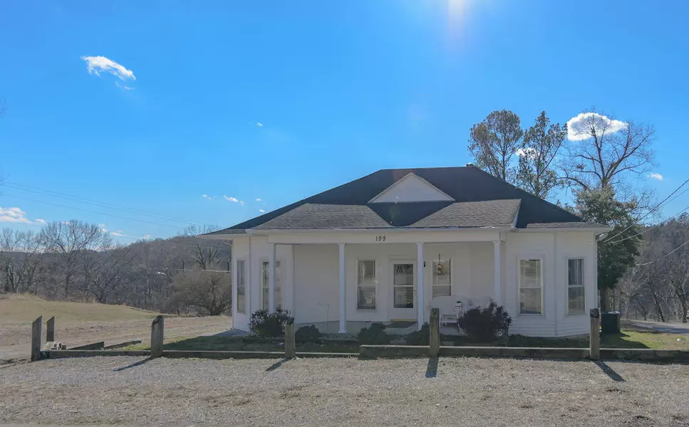 199 S Grandview Avenue, Burnside, KY 42519