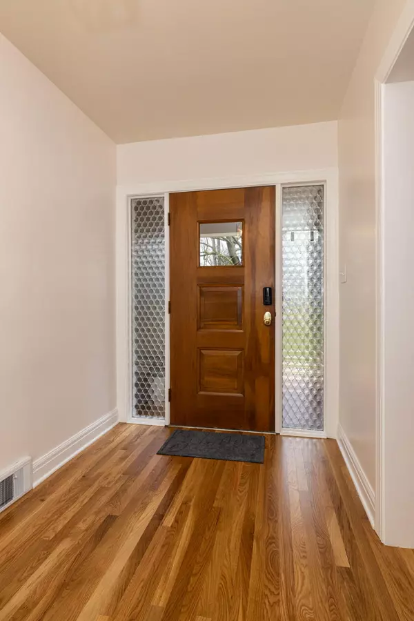 Lexington, KY 40504,1229 Colonial Drive