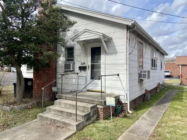 Corbin, KY 40701,202 West 4th Street