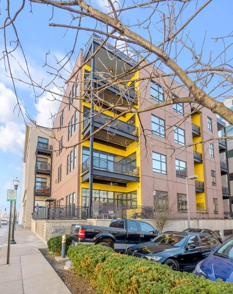 121 N Martin Luther King Boulevard #101, Lexington, KY 40507