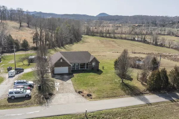 Irvine, KY 40336,475 Quail Run Road
