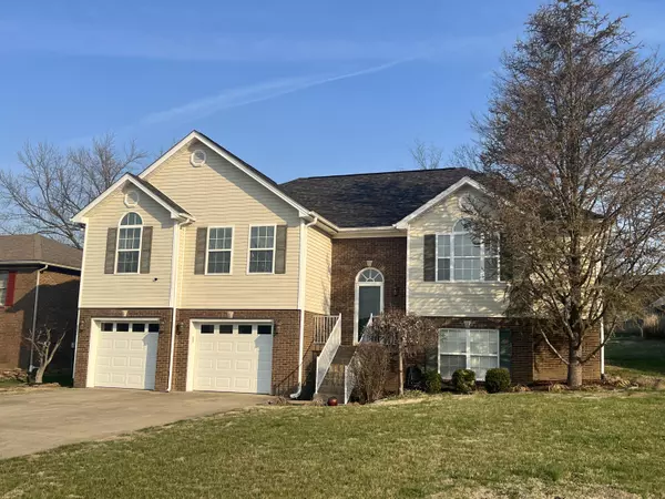 205 Samuel Ross Court, Richmond, KY 40475