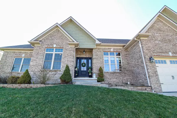 709 Flint Ridge, Versailles, KY 40383