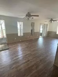 Russell Springs, KY 42642,509 Polston Town Road