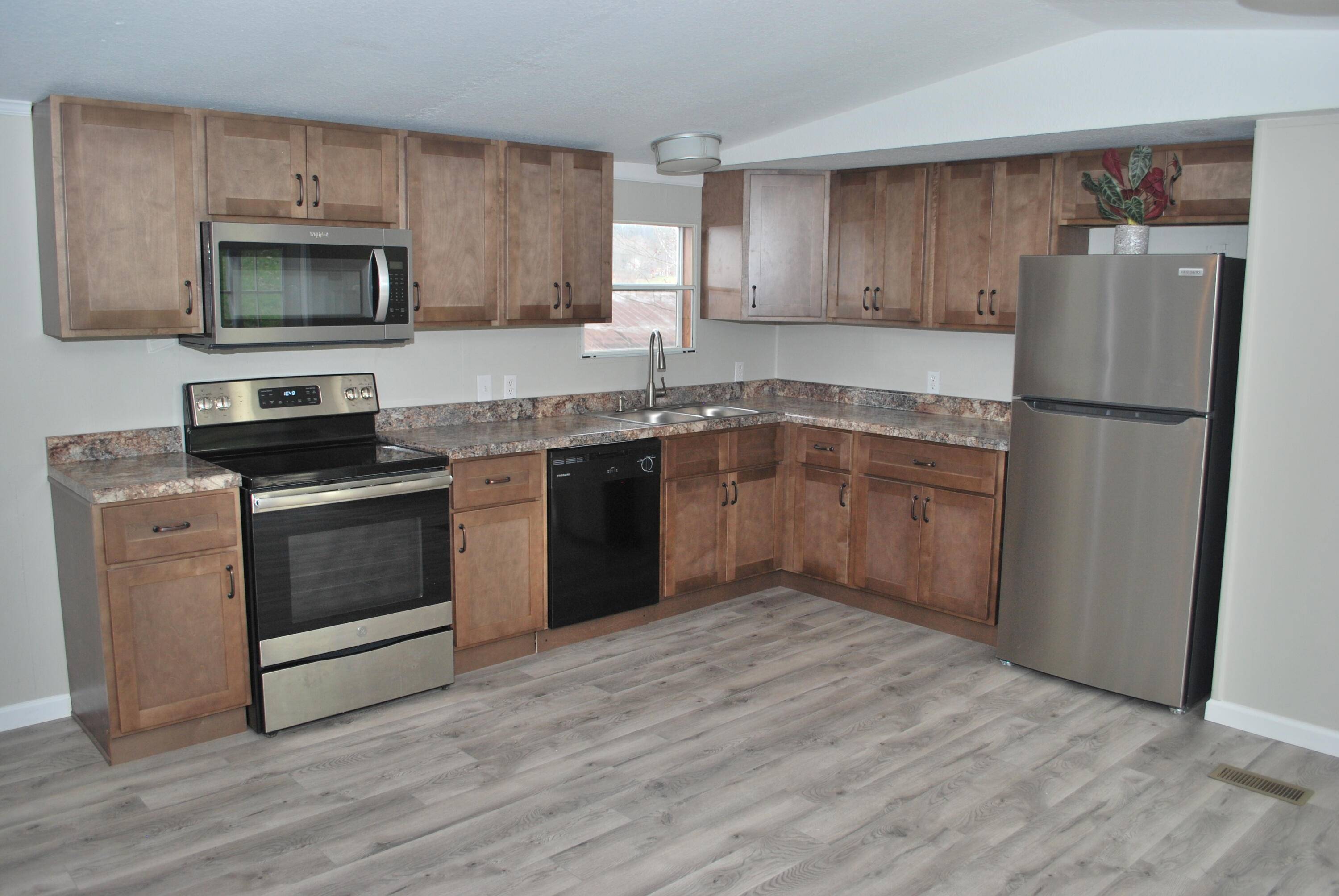 395 Reffitt Road, Jeffersonville, KY 40337