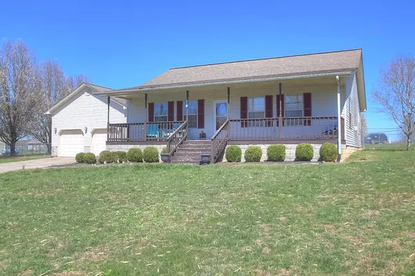 1910 Laurel River Road, London, KY 40744