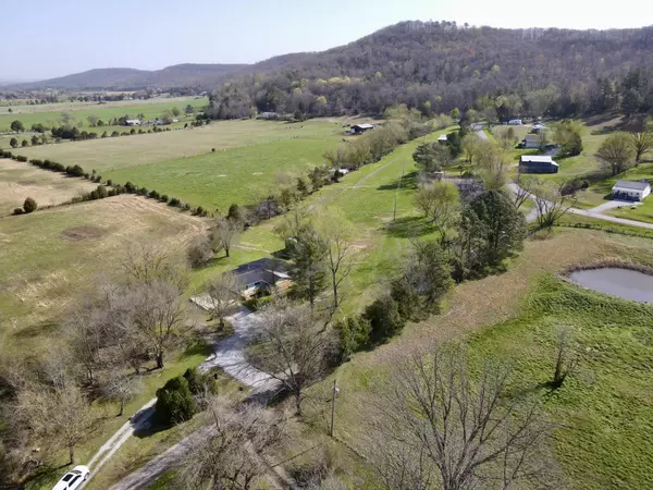 Monticello, KY 42633,1379 Sugar Hollow Road