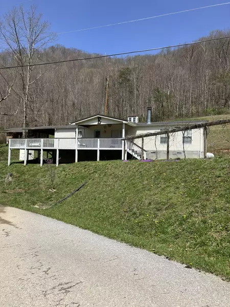 175 Tom Coal Road, Evarts, KY 40828