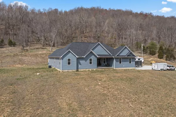 401 Moore Hollow Road, Vanceburg, KY 41179