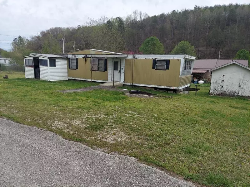 45 Mirey Road, Beattyville, KY 41311