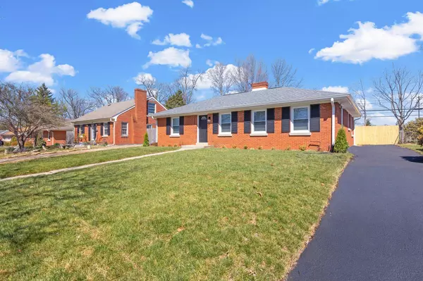 Lexington, KY 40504,723 Della Drive