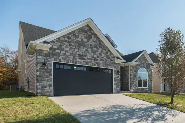 1195 Twilight Shadow Drive, Lexington, KY 40509