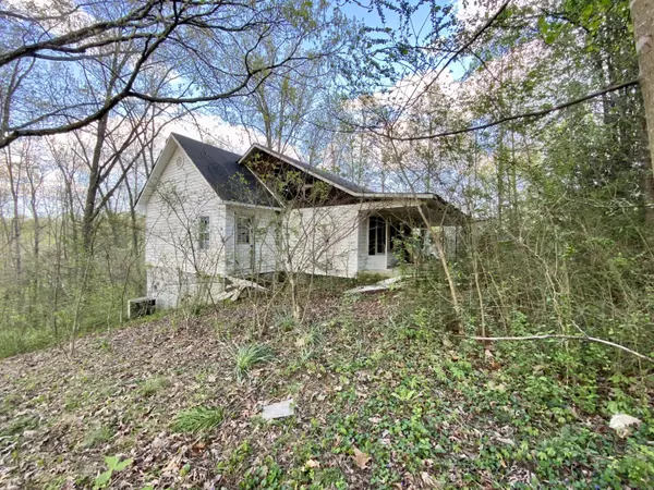 Stearns, KY 42647,248 Pine Ridge Road