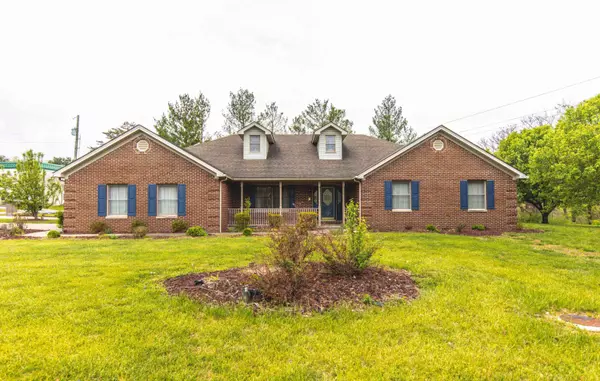 611 Richmond Road, Berea, KY 40403