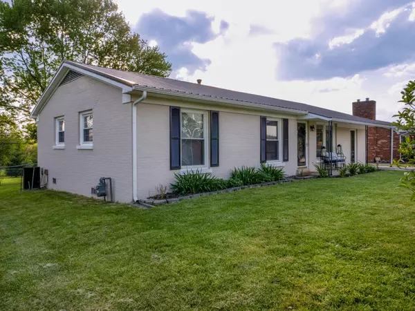 Winchester, KY 40391,48 hillcrest Drive