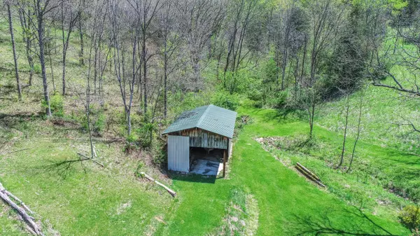 Carlisle, KY 40311,2049 Crooked Creek Road