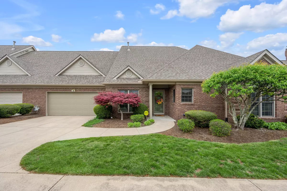 Lexington, KY 40513,1559 Pine Needles Lane