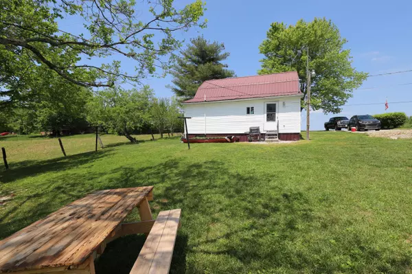 Nancy, KY 42544,3675 Hickory Nut Road