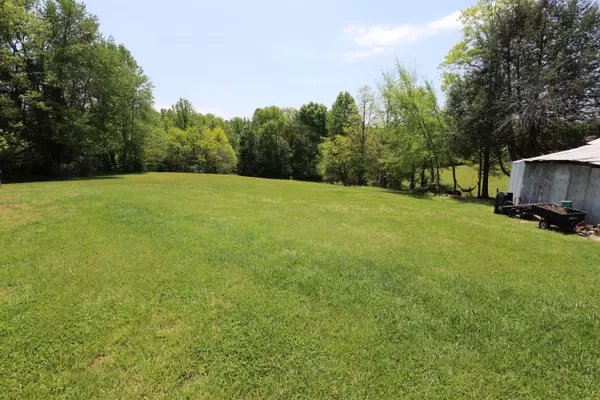 Nancy, KY 42544,3675 Hickory Nut Road