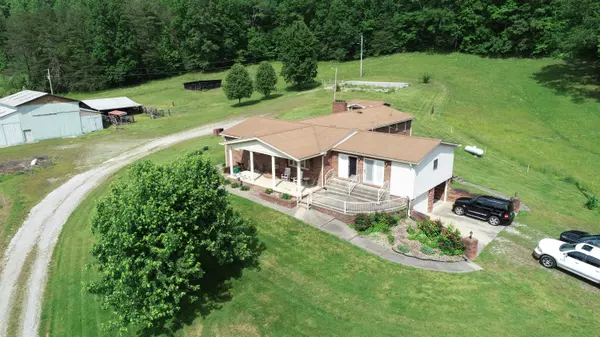 Williamsburg, KY 40769,924 Maple Creek Road