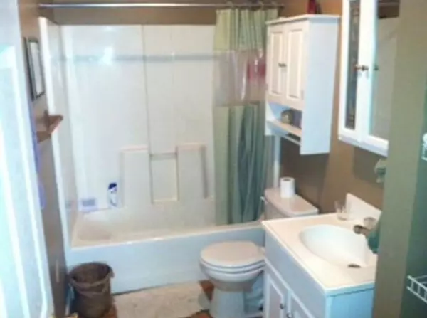 Jamestown, KY 42629,9667 S Highway 379