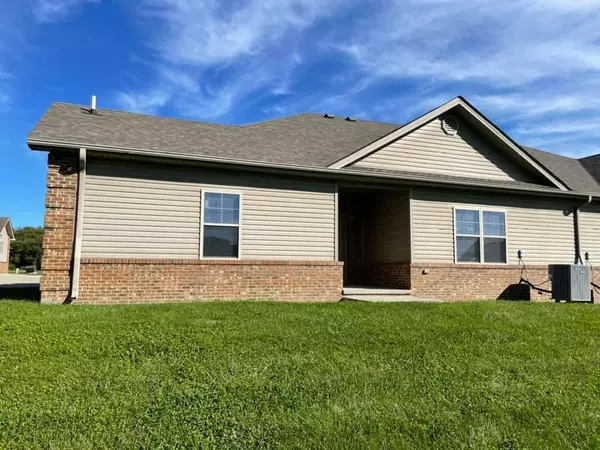 Berea, KY 40403,144 Garden Gate Drive