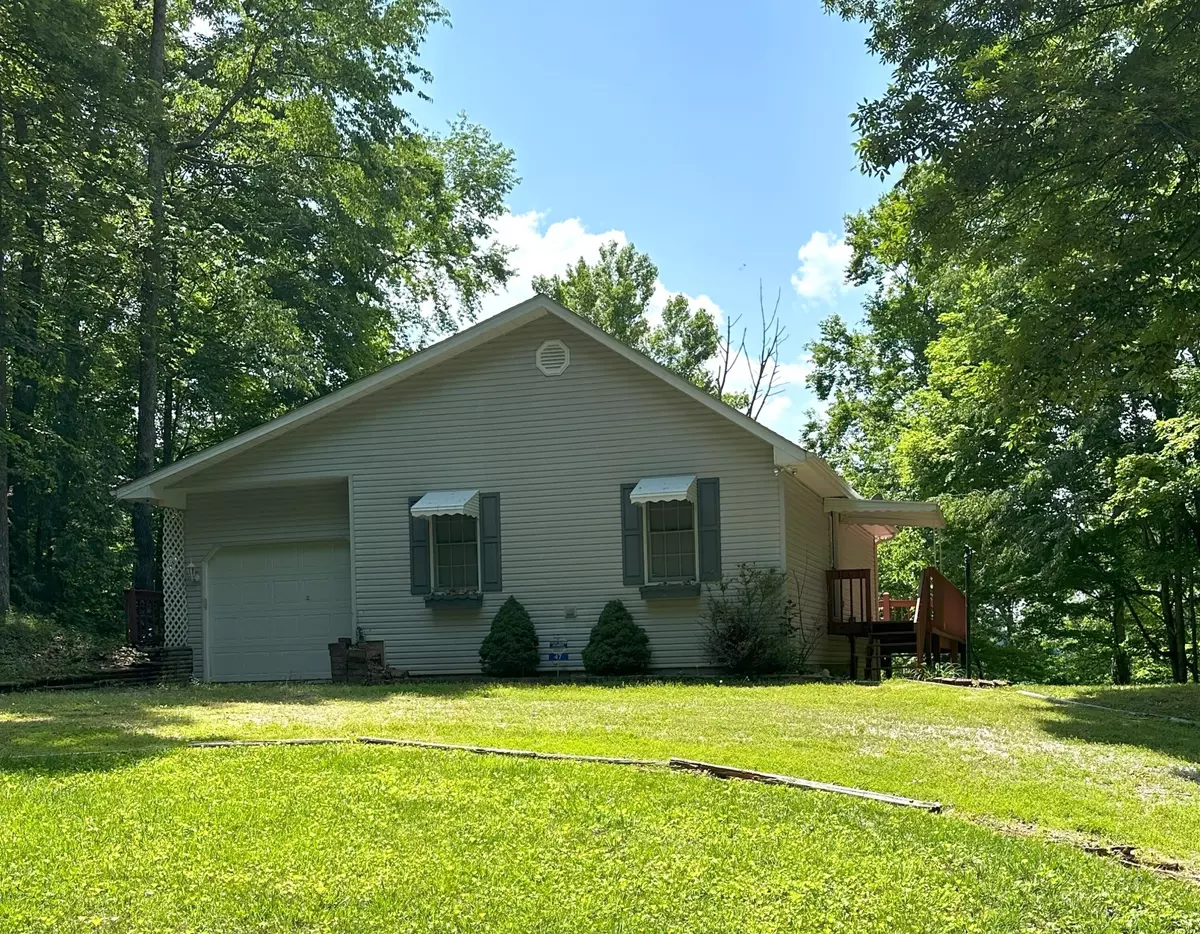 Nancy, KY 42544,47 Black Oak Drive