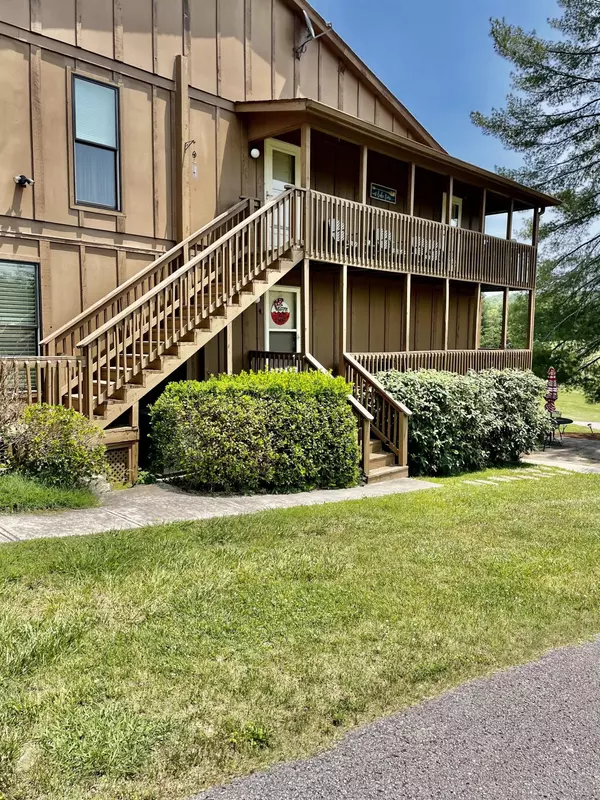 Bronston, KY 42518,36-4 Woodson Bend Resort