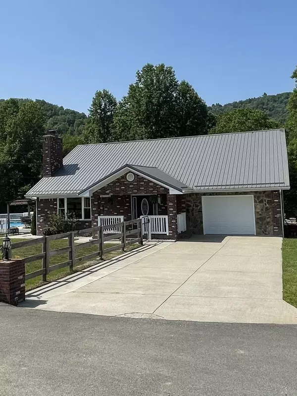 699 Steven Lane, Williamsburg, KY 40769