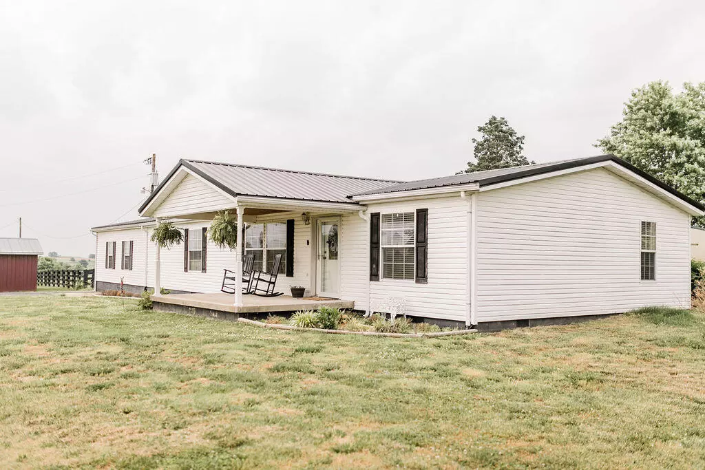 Carlisle, KY 40311,5907 Moorefield Road